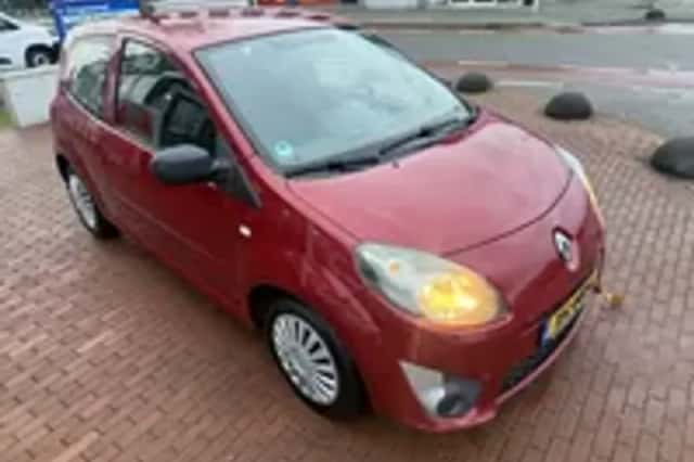 Renault Twingo (2011) thumbnail 2