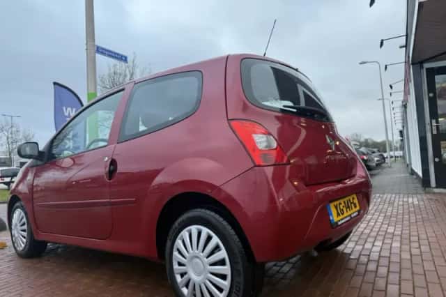 Renault Twingo (2011) thumbnail 3