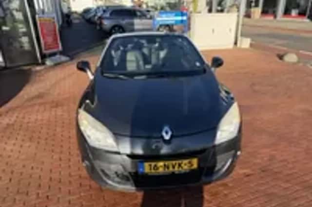 Renault Mégane (2011) thumbnail 5