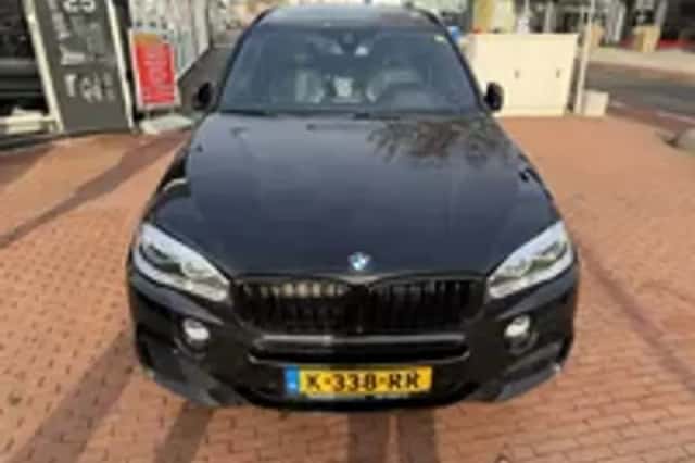 BMW X5 (2017) thumbnail 4