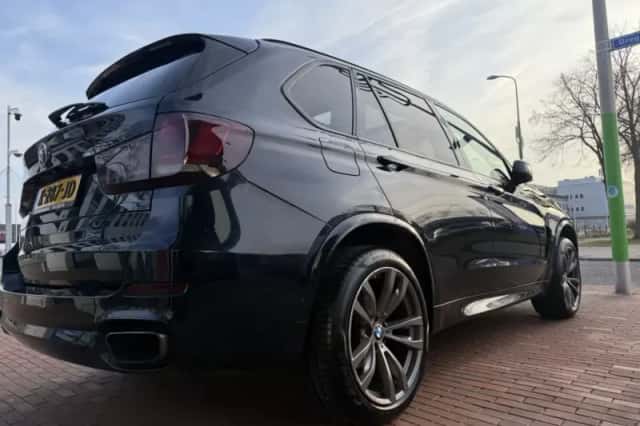 BMW X5 (2016) thumbnail 6