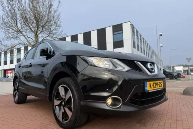 Nissan Qashqai (2017) thumbnail 6