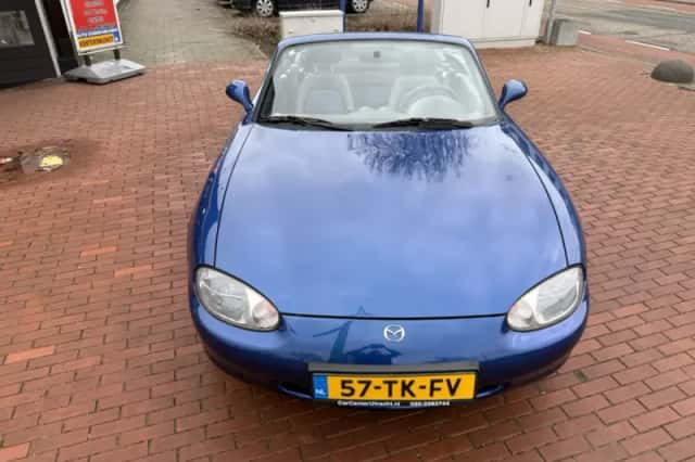 Mazda MX-5 (1999) thumbnail 6