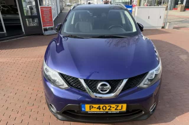 Nissan Qashqai (2015) thumbnail 5