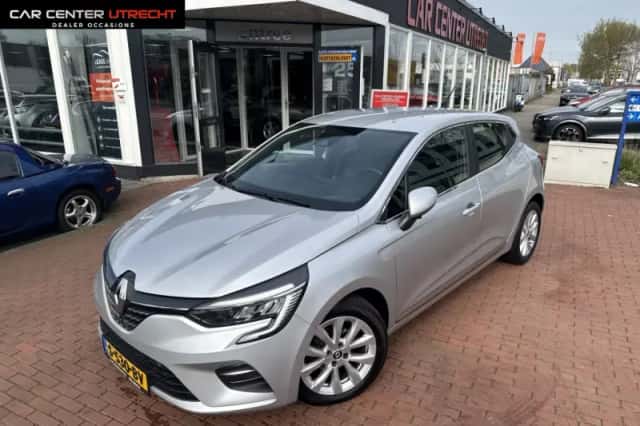 Renault Clio (2021) thumbnail 1