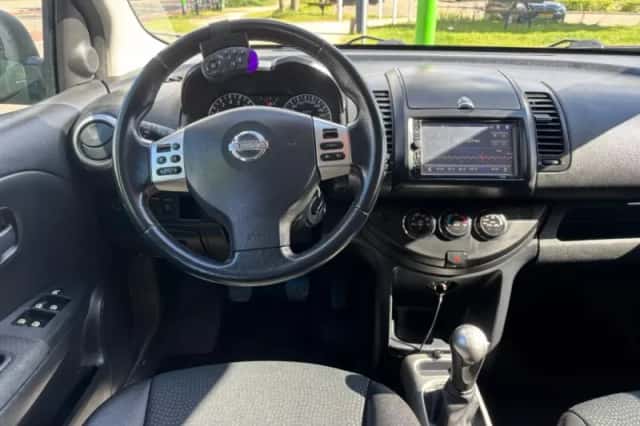 Nissan Note (2012) thumbnail 2