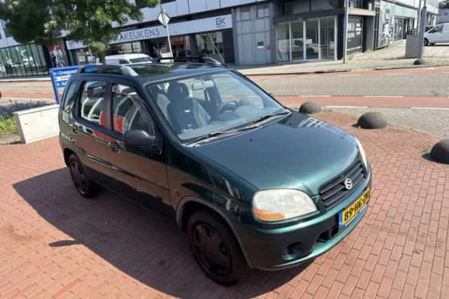 Suzuki Ignis (2001) thumbnail 6