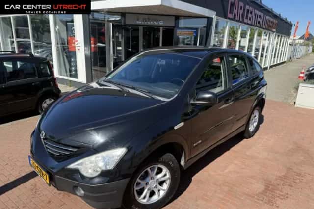 SsangYong Actyon (2008) thumbnail 1