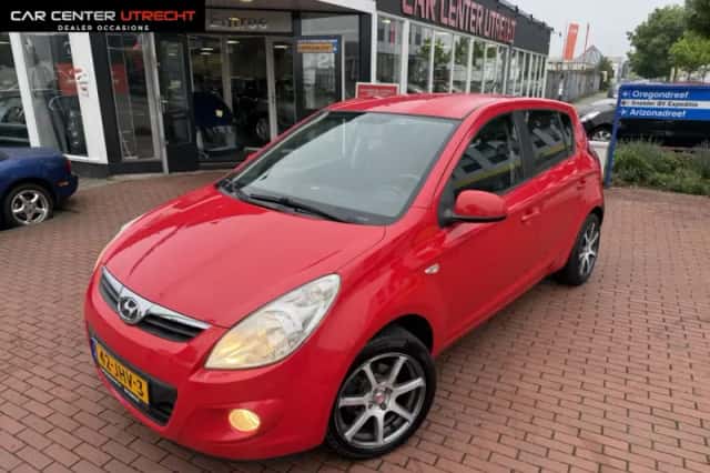 Hyundai i20 (2009) thumbnail 1
