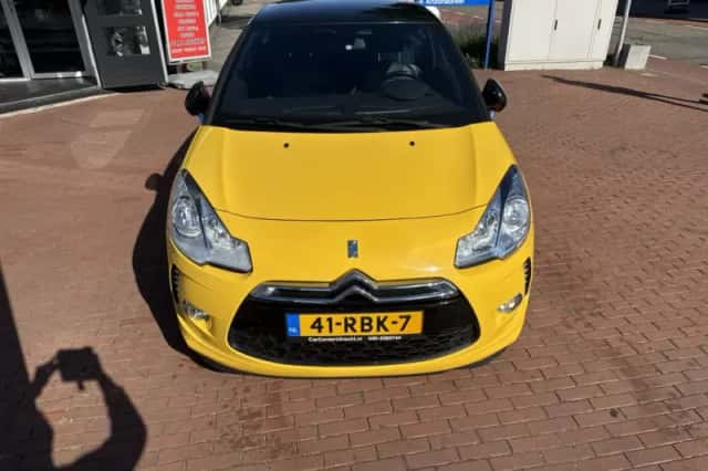 Citroën DS3 (2011) thumbnail 6