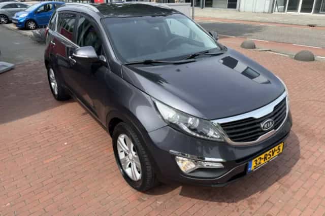 Kia Sportage (2011) thumbnail 6