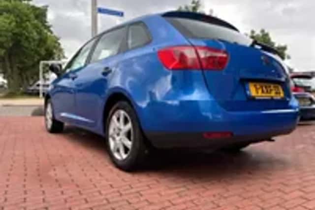 SEAT Ibiza (2011) thumbnail 2