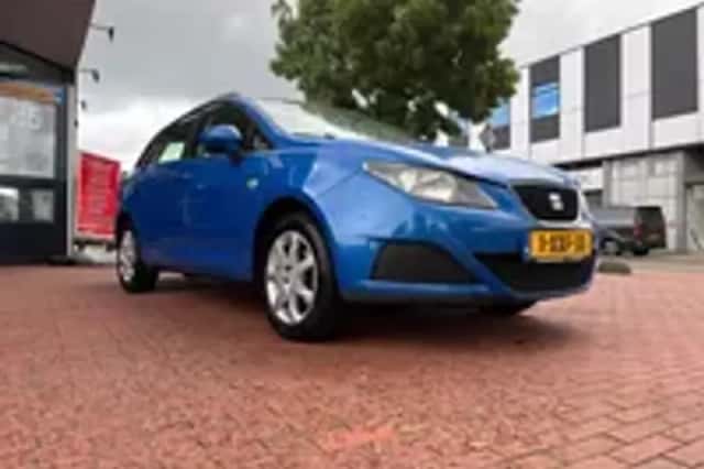 SEAT Ibiza (2011) thumbnail 4