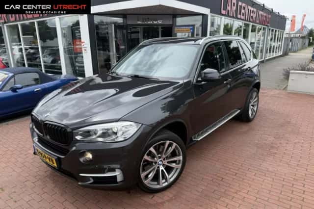 BMW X5 (2017) thumbnail 1