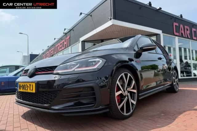 Volkswagen Golf (2019) thumbnail 1