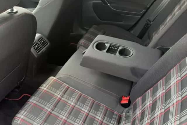 Volkswagen Golf (2019) thumbnail 5