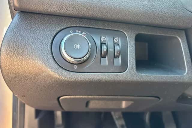 Opel Meriva (2011) thumbnail 5