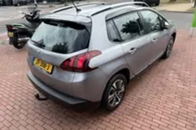 Peugeot 2008 (2016) thumbnail 3