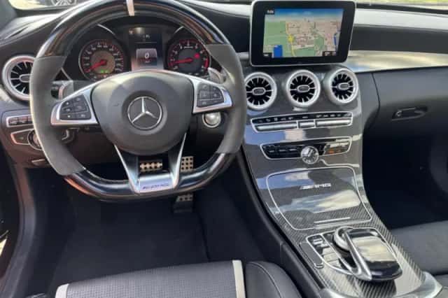 Mercedes-Benz C-Klasse (2016) thumbnail 2