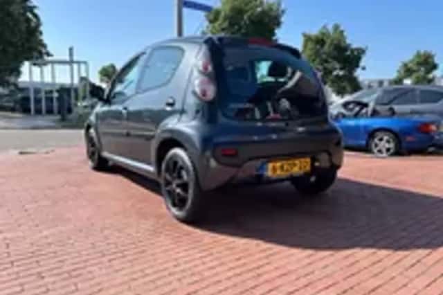 Citroën C1 (2013) thumbnail 2