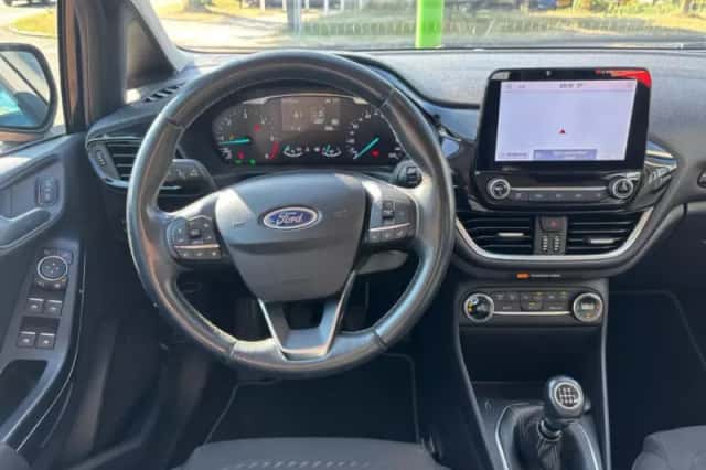 Ford Fiesta (2020) thumbnail 2