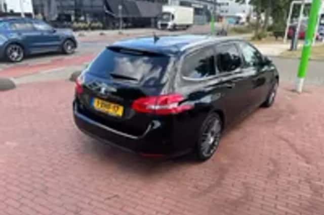 Peugeot 308 (2014) thumbnail 2