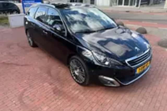 Peugeot 308 (2014) thumbnail 4