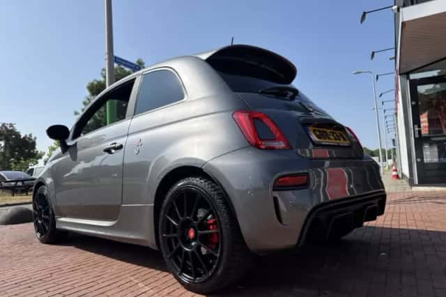 Fiat 500 (2017) thumbnail 5