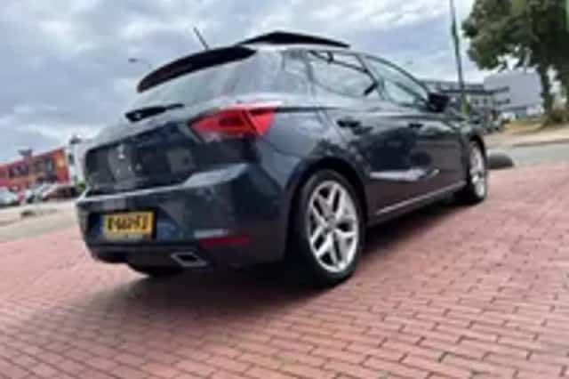 SEAT Ibiza (2019) thumbnail 2