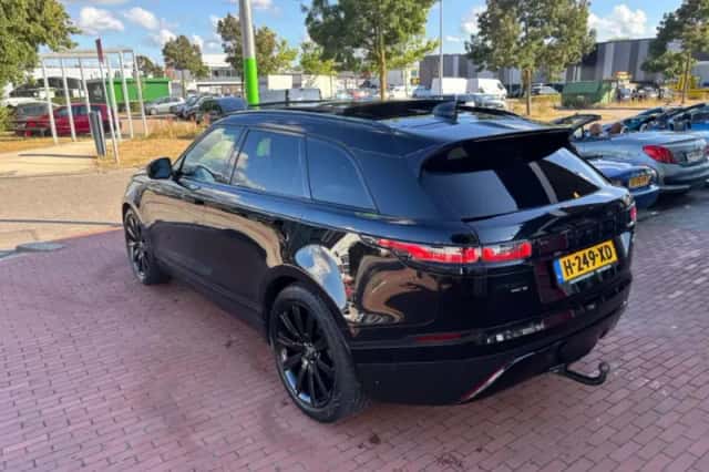 Land Rover Range Rover Velar (2017) thumbnail 3