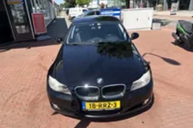 BMW 3-Serie (2011) thumbnail 3