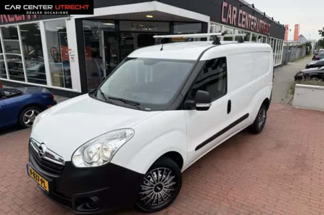 Opel Combo (2018) thumbnail 1