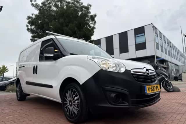 Opel Combo (2018) thumbnail 6