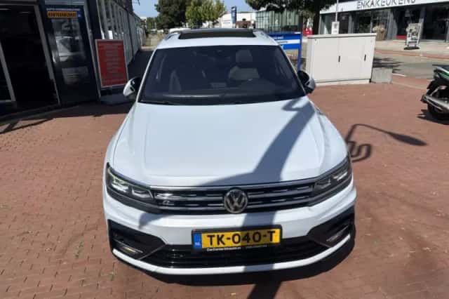 Volkswagen Tiguan (2018) thumbnail 5