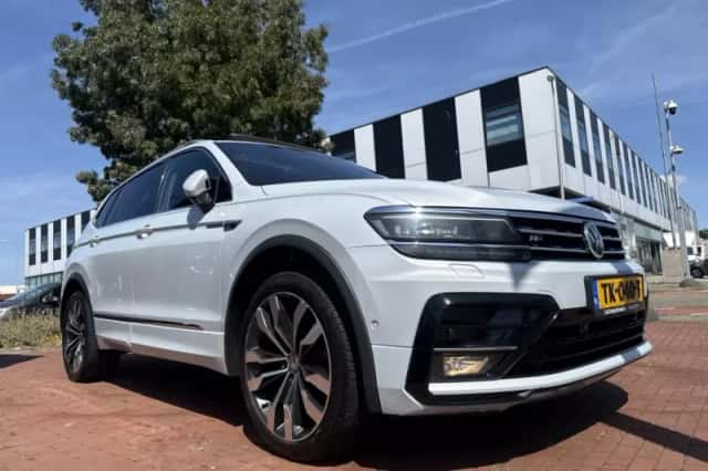 Volkswagen Tiguan (2018) thumbnail 6