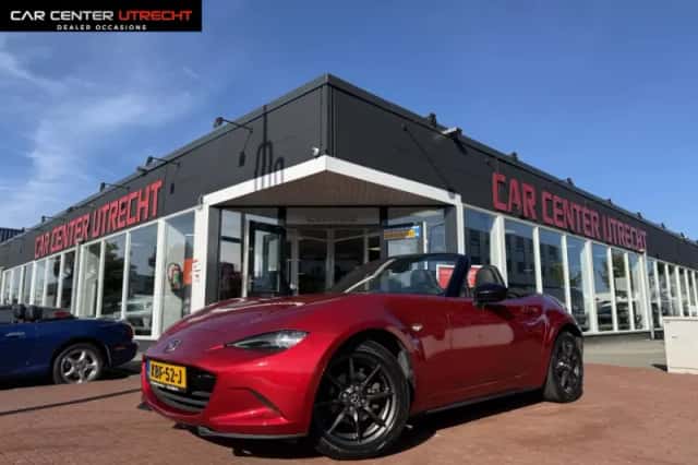 Mazda MX-5 (2017) thumbnail 1