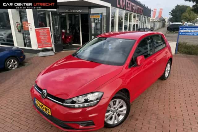 Volkswagen Golf (2019) thumbnail 1