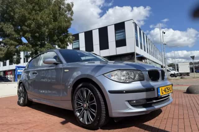 BMW 1-Serie (2009) thumbnail 6