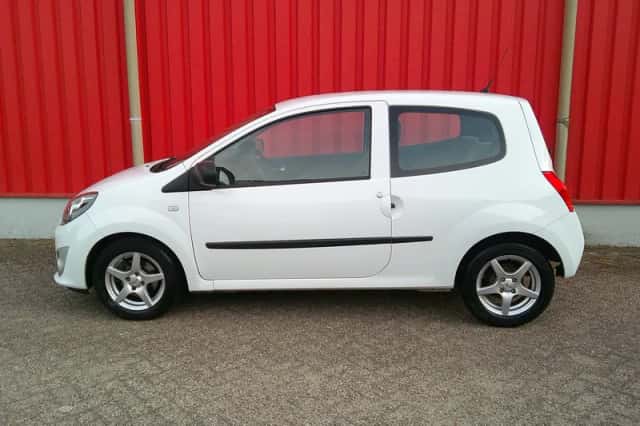 Renault Twingo (2011) thumbnail 2