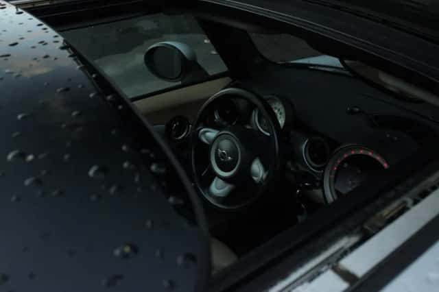MINI Cooper S (2008) thumbnail 3