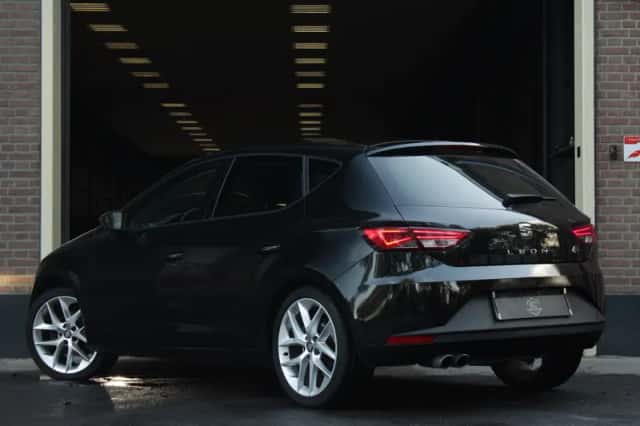 SEAT Leon (2013) thumbnail 6