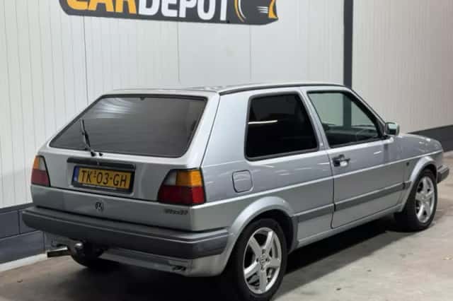 Volkswagen Golf (1988) thumbnail 5
