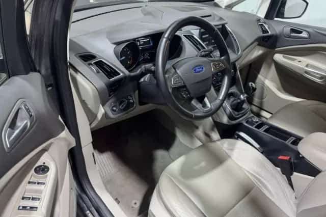 Ford C-Max (2015) thumbnail 11
