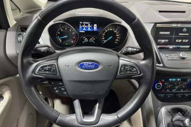 Ford C-Max (2015) thumbnail 14