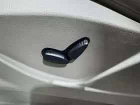 Ford C-Max thumbnail 23