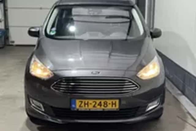 Ford C-Max (2015) thumbnail 31