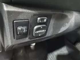 Toyota Yaris thumbnail 18