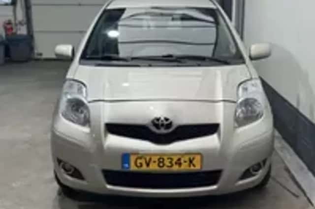 Toyota Yaris (2011) thumbnail 24