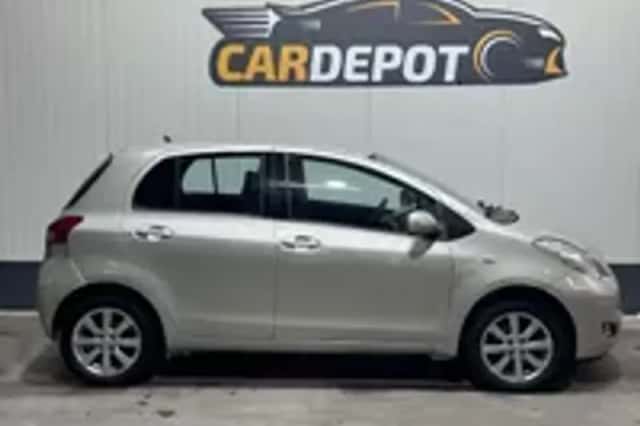 Toyota Yaris (2011) thumbnail 26