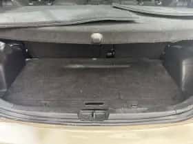 Toyota Yaris thumbnail 9